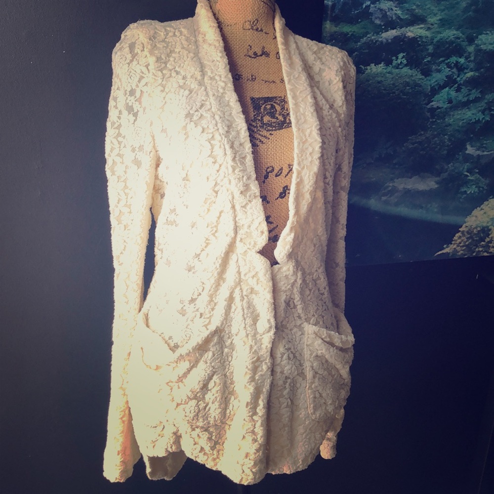 Cream lace Blazer Sz Sm by Free People